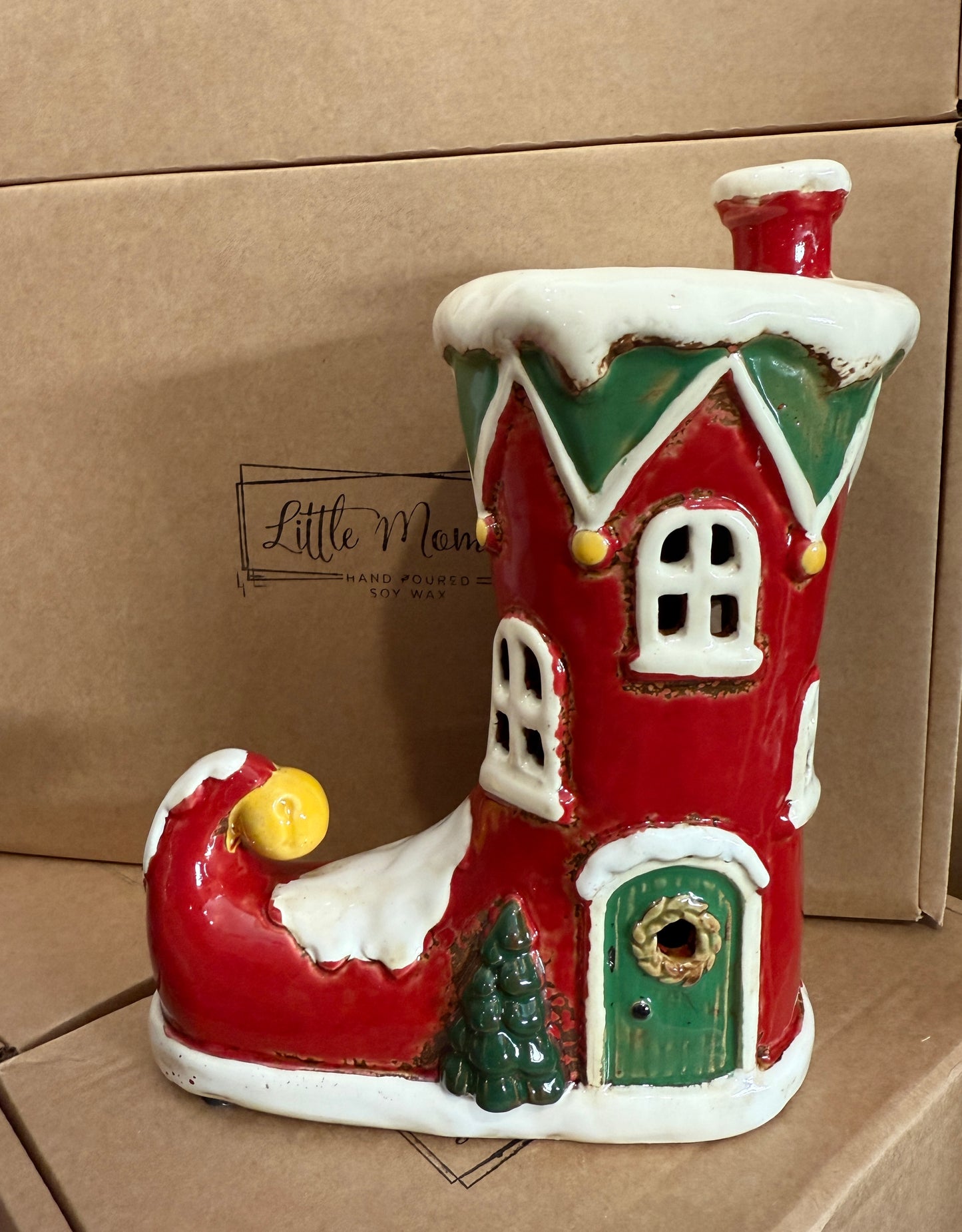 Christmas Elf Boot Candle Holder Hamper - Ceramic Tealight House with 12-Hour Soy Wax Tealights