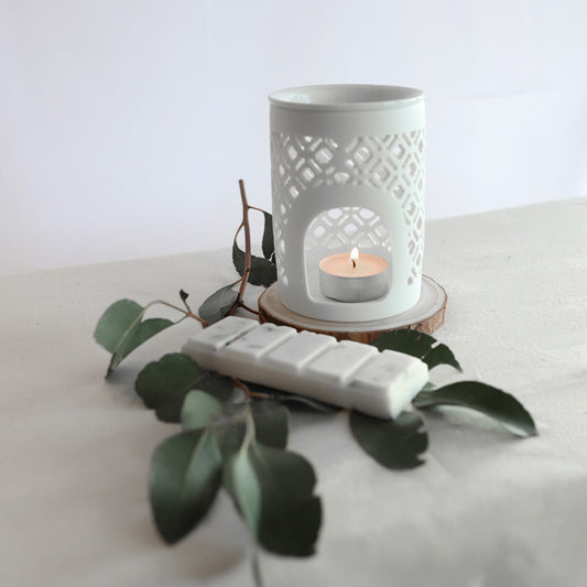 lattice design wax burner with hand poured wax melts in various fragrances
