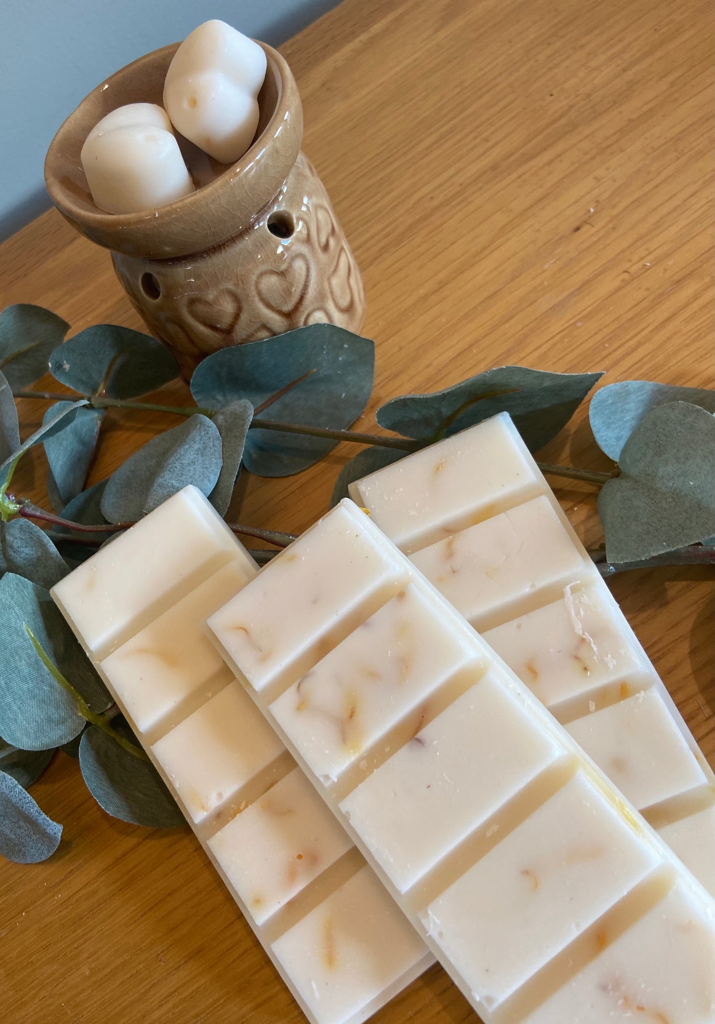 hand poured soy wax melt bar with botanicals available in various fragrances