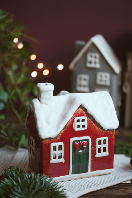 Christmas Traditional Cottage- Festive Ceramic House