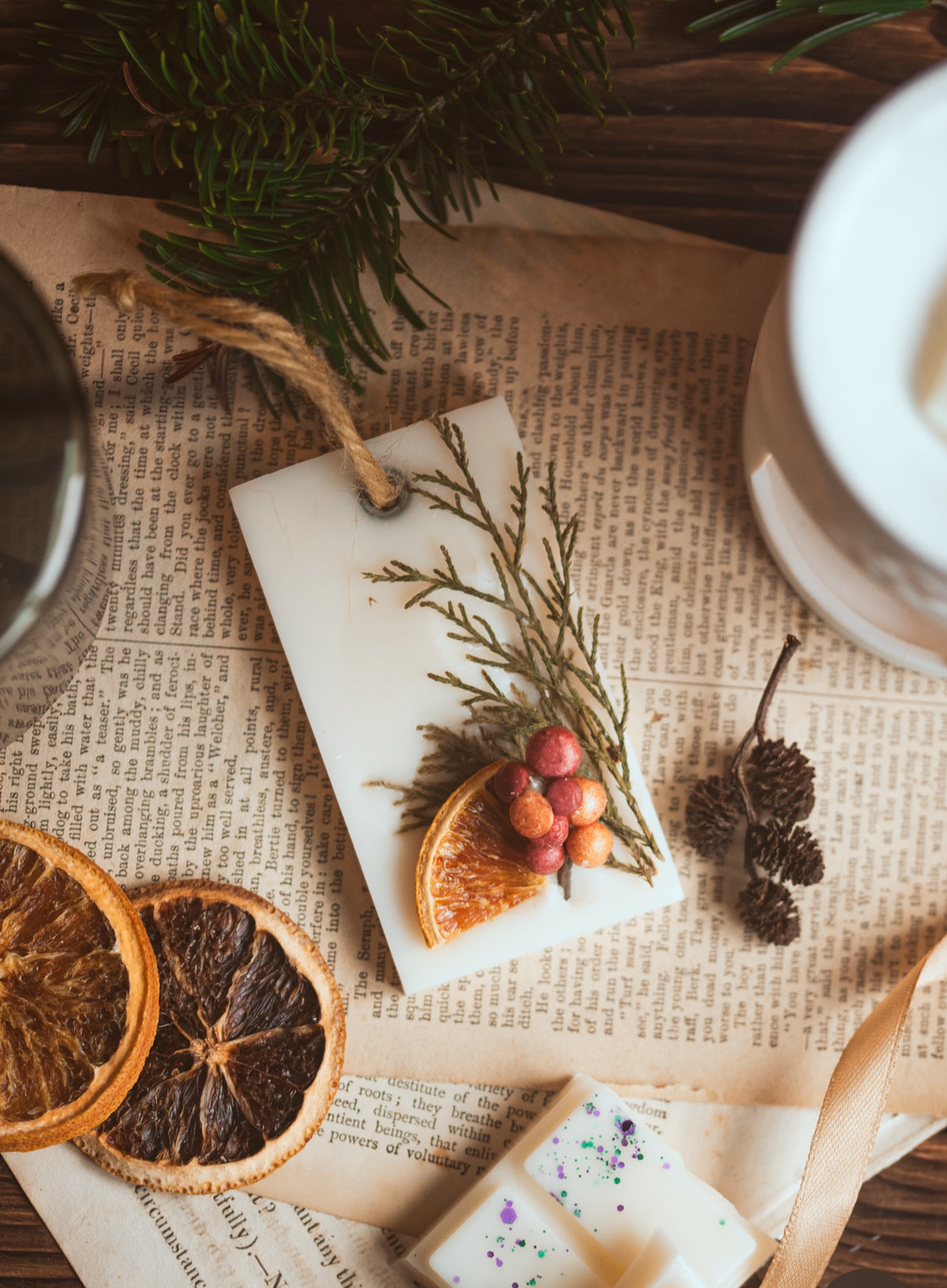 Winter Spice Wax Hanger | Festive Scented Wardrobe & Drawer Freshener | Handcrafted Botanical Wax Tablet