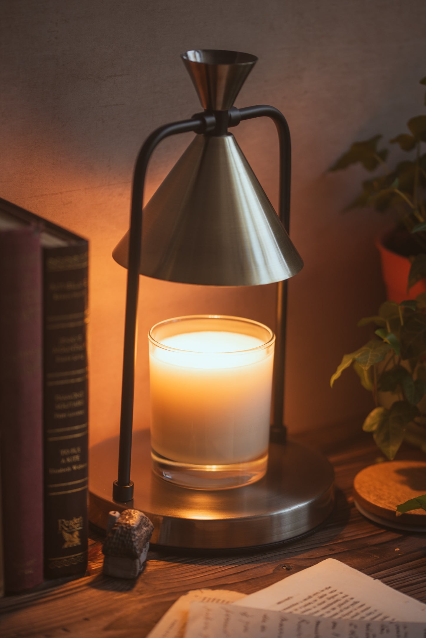 Wickless Candle & Lamp