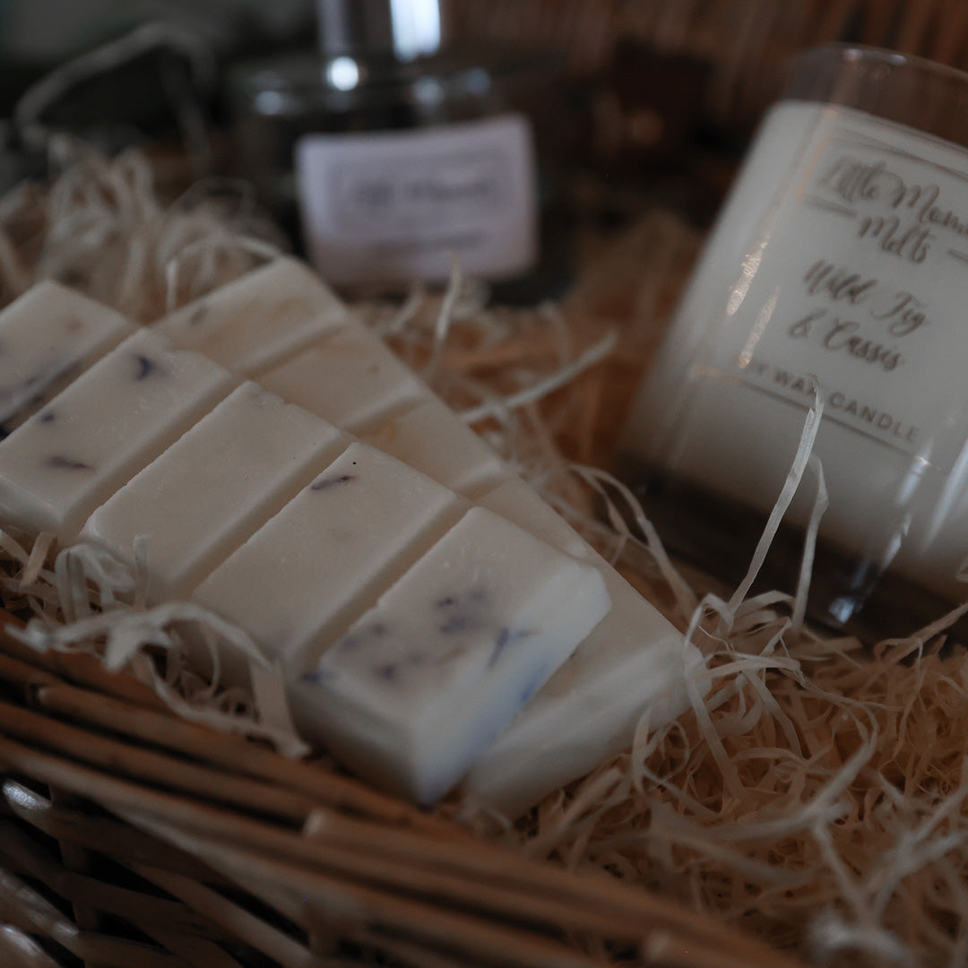 Wax_maelt_candle__diffuser_hamper